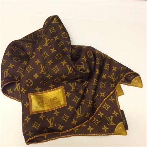 how to spot fake louis vuitton shawl|is louis vuitton shawl genuine.